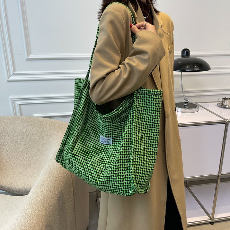 Autumn and winter new houndstooth tote bag Korean style woolen shoulder canvas bag female student large capacity cloth bag
