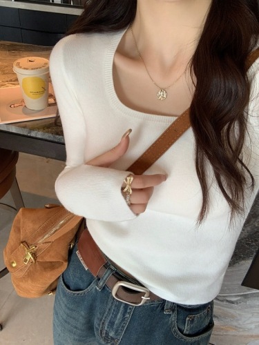 Square collar bottoming shirt for women 2024 new tops high-end gray sweater slim knitted sweater for spring and autumn