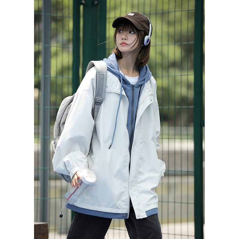 Fake two-piece jacket for men, outer and lining 100% polyester fiber