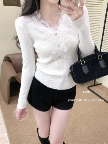 Autumn 2024 Korean new style French style eyelash lace collar stitching long-sleeved sweater base layer