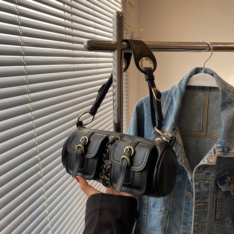 New retro hot girl armpit bag for commuting, high-quality cross-body baguette bag, strapped shoulder cylindrical bag, fashionable