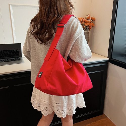 Large-capacity nylon cloth bag for women 2024 summer Korean style trendy casual crossbody bag for work and commuting shoulder women's bag