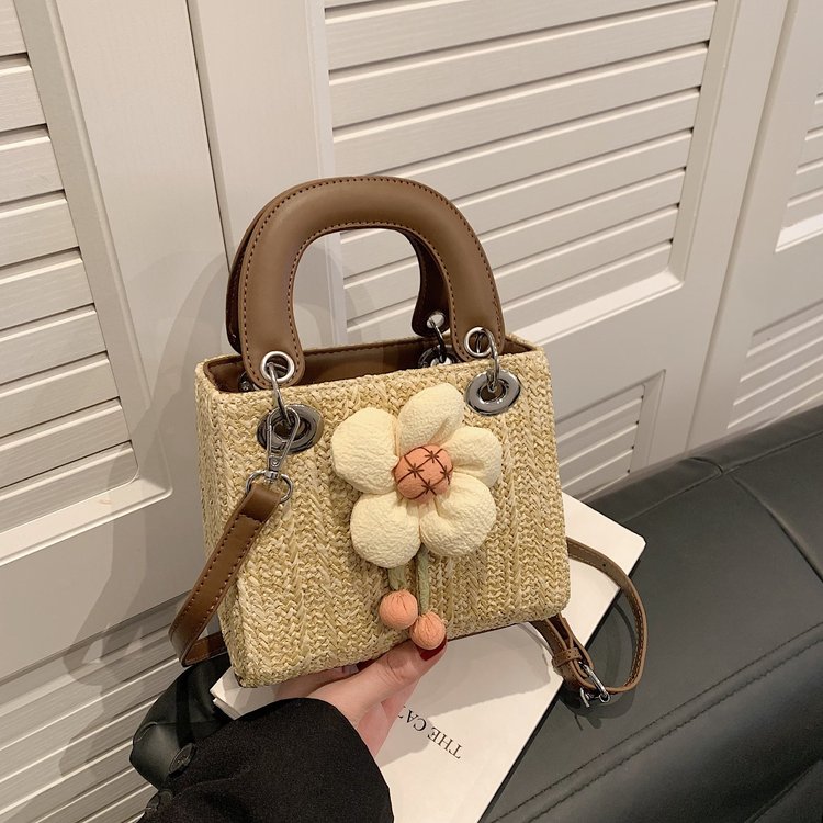 H3B straw woven bag for women 2024 summer new niche design high-end woven crossbody bag hot style portable wear
