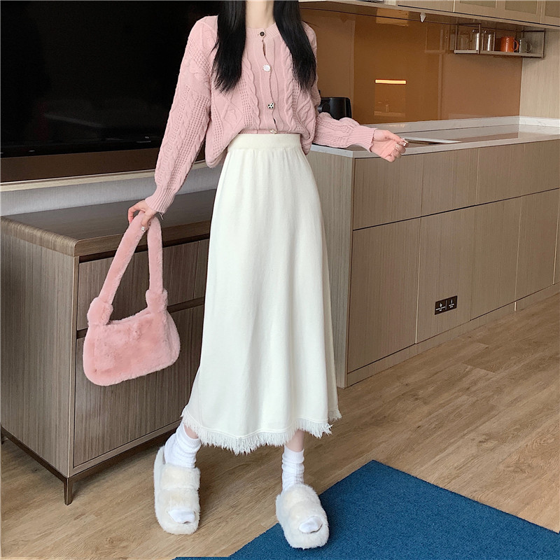 2024 Autumn and Winter New Tassel Knitted Skirt Women's High Waist Slimming Mid-Length Wool Skirt