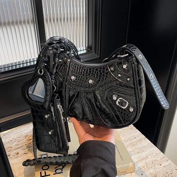 2024 new niche design tassel bag