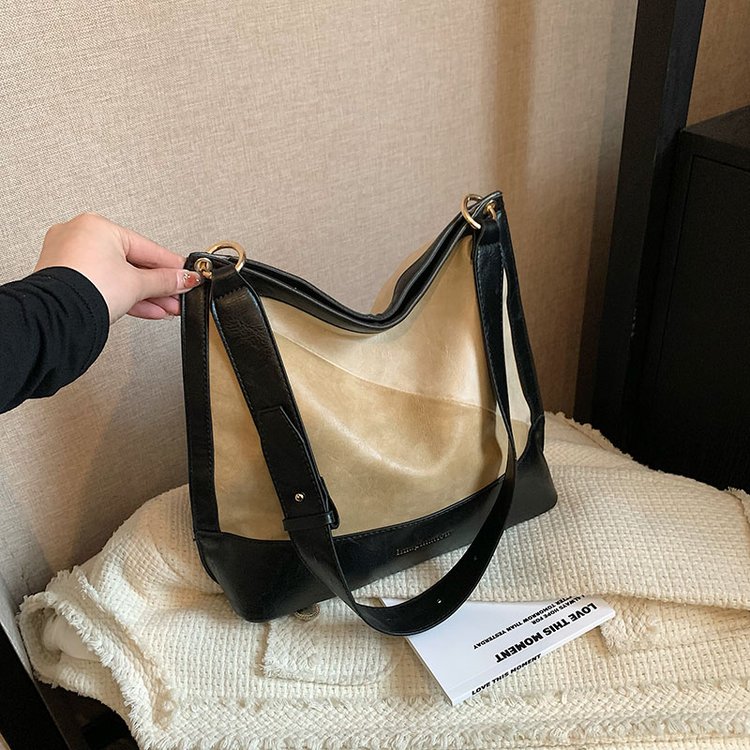 Retro Distressed Tote Bag Autumn and Winter New Trendy Fashion Large Capacity Shoulder Underarm Bag Versatile Commuting Bag