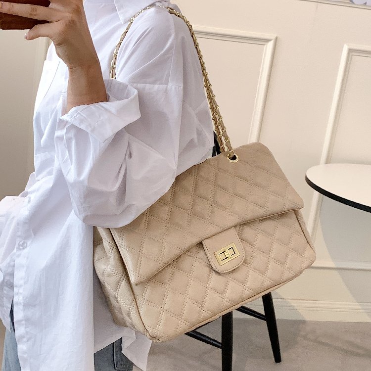 Qiao Ge's new diamond chain cloth bag women's fashion trend Oxford cloth one-shoulder armpit bag second-hand bag large bag in stock