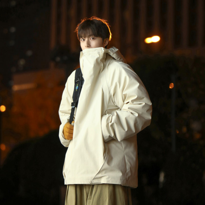 Windproof and waterproof!  Men's winter waterproof jacket, men's hooded cotton jacket