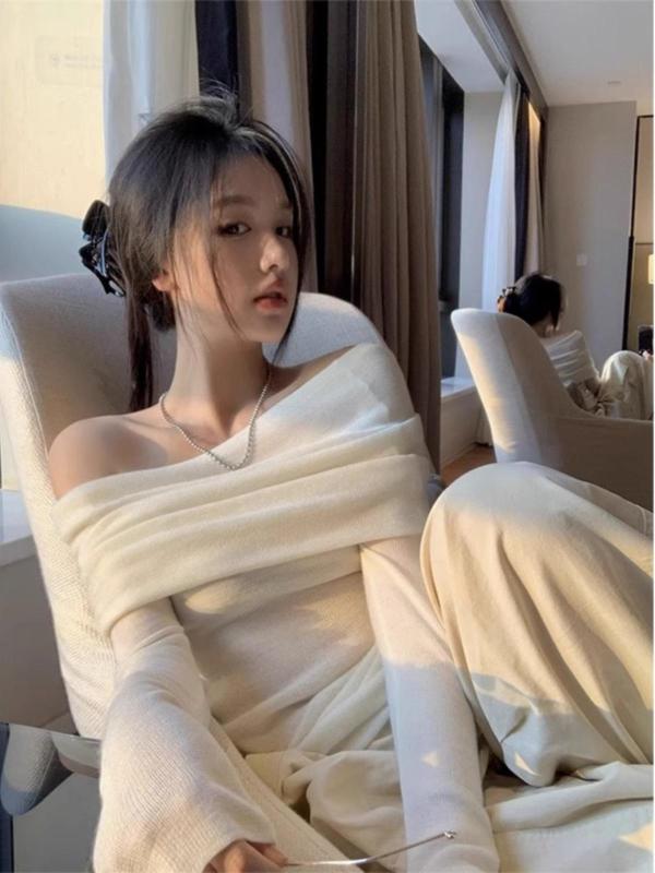 French chic temperament, gentle one-shoulder sweater for women, spring slimming, high-end pleated off-shoulder top