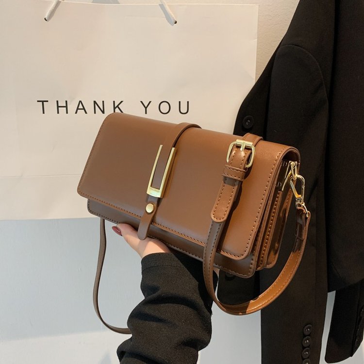 This year's popular small bag women's new fashion versatile crossbody bag autumn and winter retro single shoulder popular small square bag