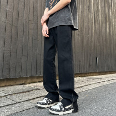 Exterior view of large size American stretch zipper jeans