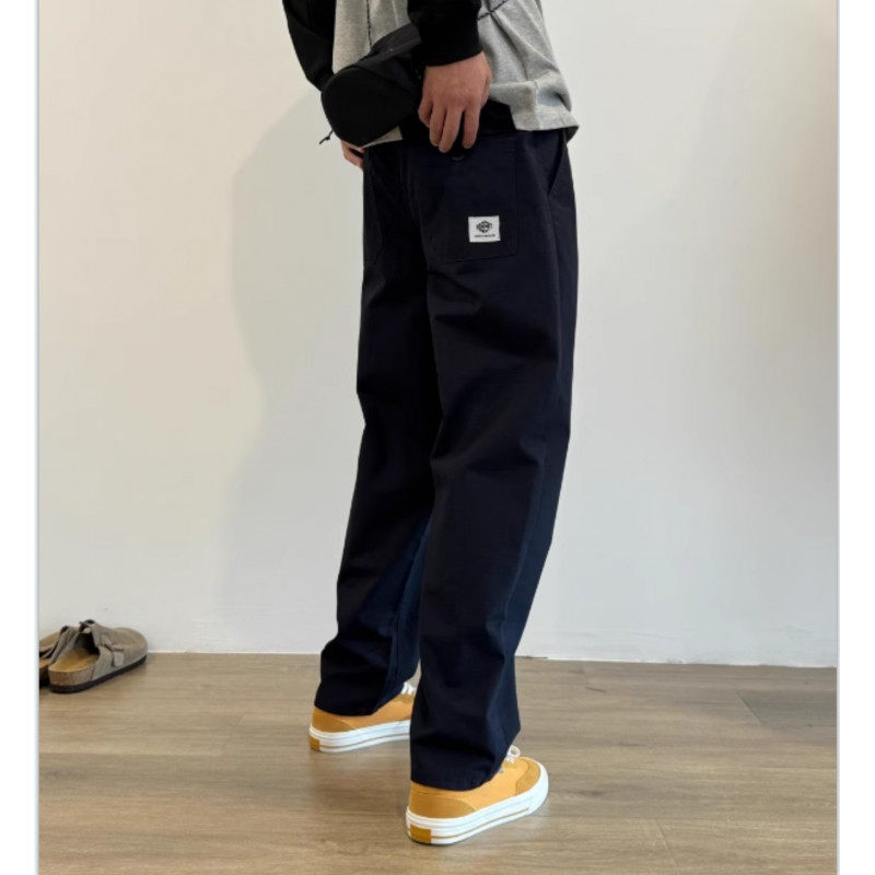 Slim-fitting micro-legged multi-pocket casual pants