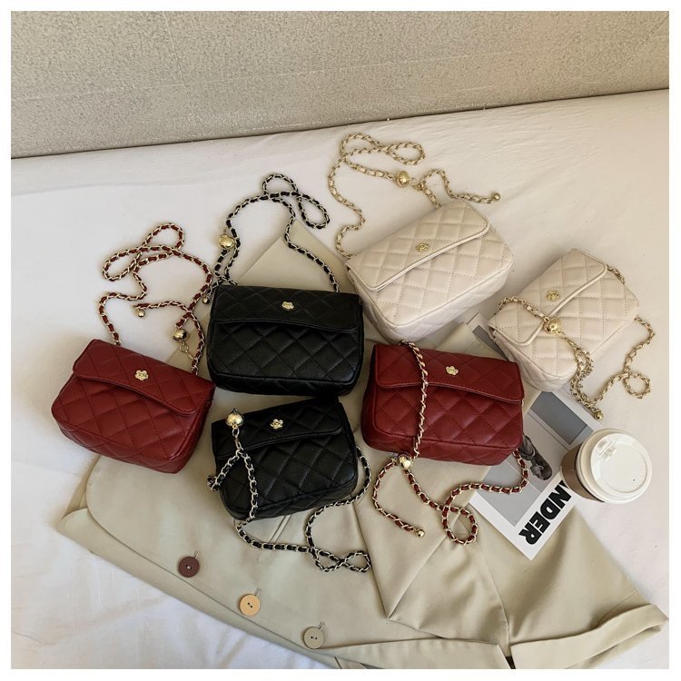 Cross-border women's autumn new style small fragrant diamond chain shoulder armpit bag Internet celebrity foreign style high-end women's bag