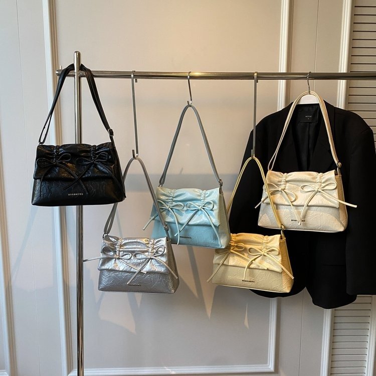 Korean style fashionable bow bag for women 2024 new style simple versatile small square bag high quality solid color shoulder bag