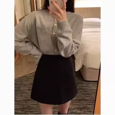 Pink knitted cardigan for women in autumn and winter gentle style imitation raccoon velvet high-end short sweater jacket petite top