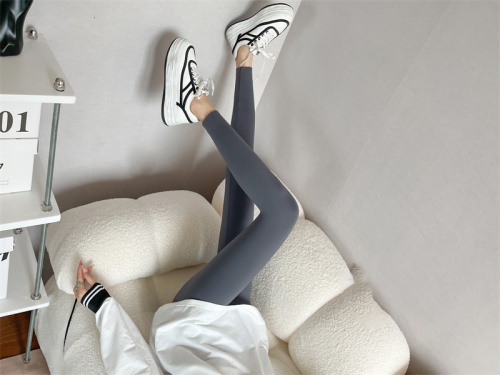 Hot Girl Shark Pants Slim Fit Cross Waist Versatile Slim Leggings Women's High Waist Yoga Pants Trendy