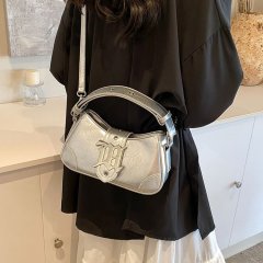 High-end texture fashion silver armpit bag women's new y2k hot girl niche portable shoulder crossbody bag
