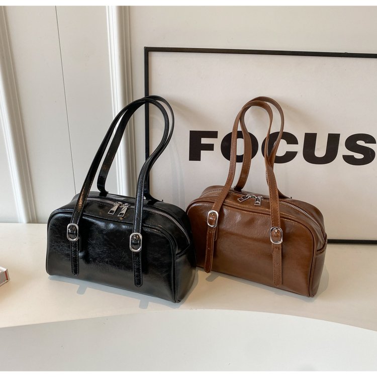 Korean armpit bag for women 2024 spring and summer new versatile commuter shoulder bag high-end Boston pillow bag