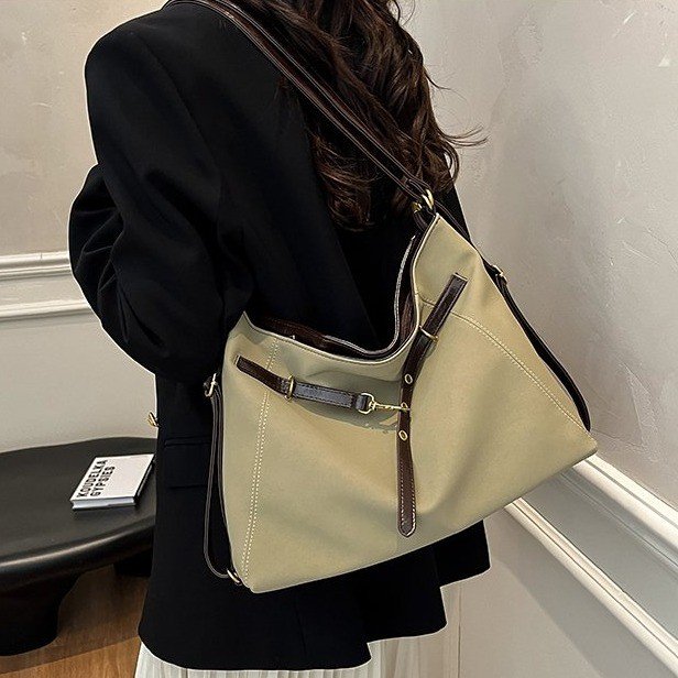 Multi-purpose large capacity 2024 new autumn niche design backpack women's bag single shoulder crossbody commuting tote bag