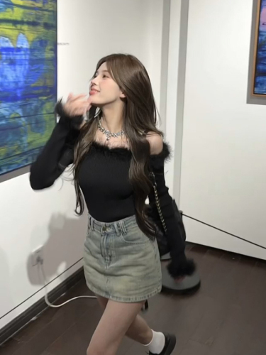 One-shoulder design knitted furry inner layering shirt