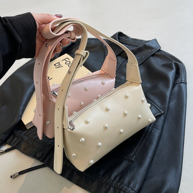 Korean version of this year's popular bags for women 2024 spring new niche design armpit bag wide shoulder strap shoulder bag