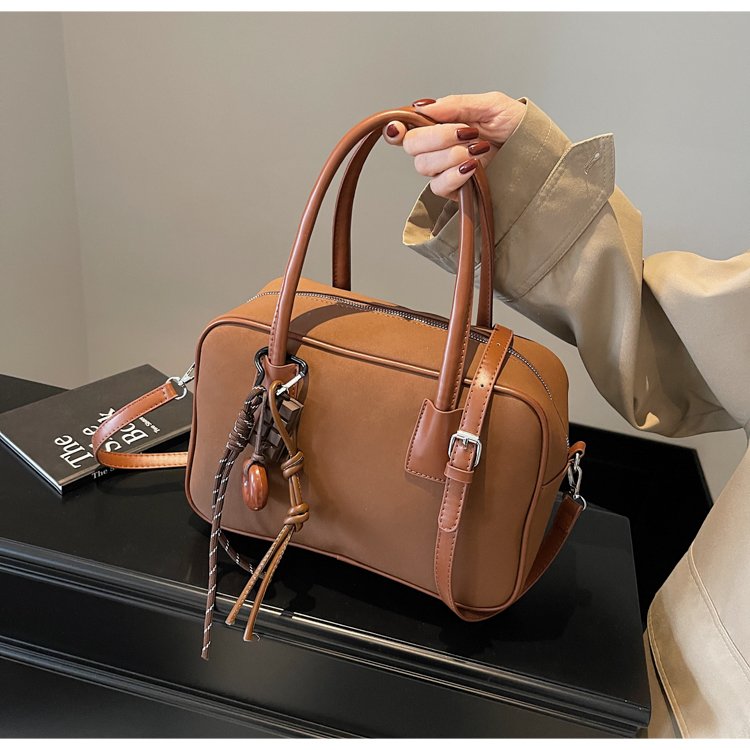 Niche high-quality underarm bag women's bag 2024 new simple small square bag versatile shoulder crossbody bag