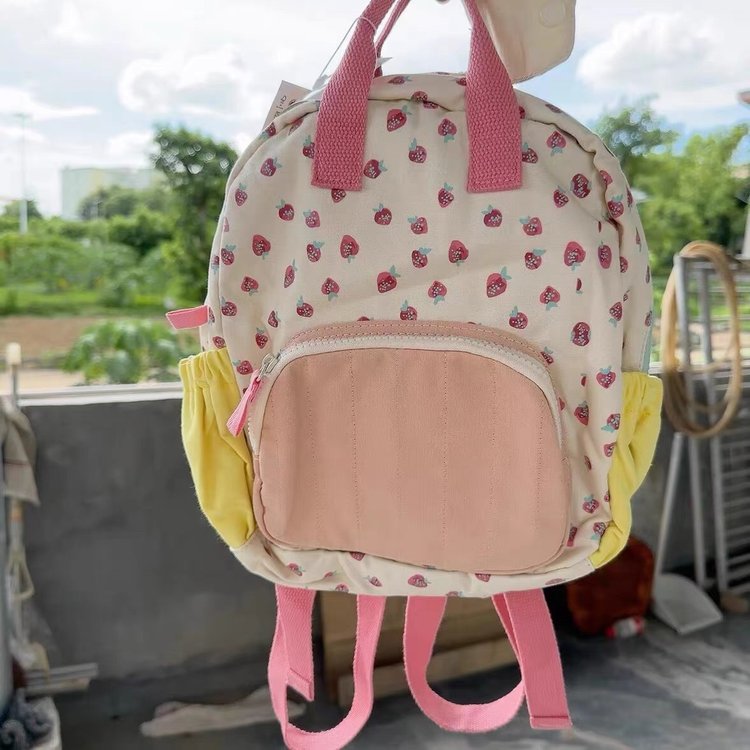 Wholesale New Children's Bags, Infants, Strawberry Print Backpacks, School Bags