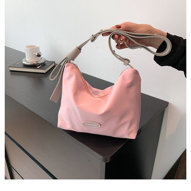 Korean ins student summer casual crossbody bag for women commuting women's bag shoulder bag armpit bag pink niche bag