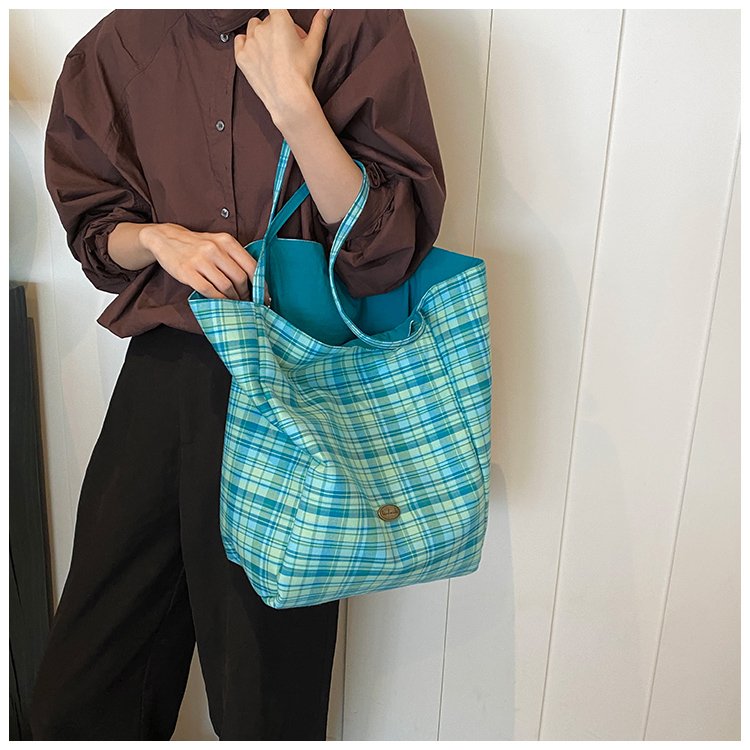 Double-sided large tote bag, plaid large-capacity shoulder bag, Korean style student bag, mommy bag, casual versatile canvas large bag