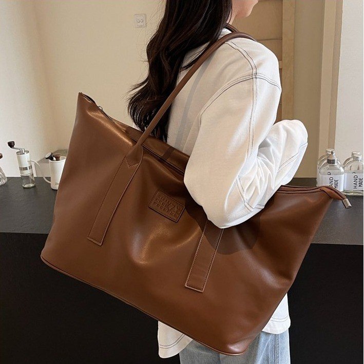 Handbag Large Capacity Soft Leather Texture Commuting Tote Bag Short Trip Lightweight Shoulder Computer Bag Luggage Bag