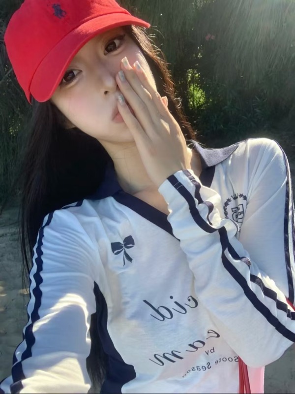 Korean chic design American v-neck jersey style long-sleeved T-shirt women's thin hot girl slim-fit sun protection blouse top