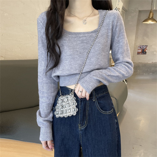 White knitted bottoming shirt for women in spring and autumn with square collar short top 2024 new design long-sleeved T-shirt