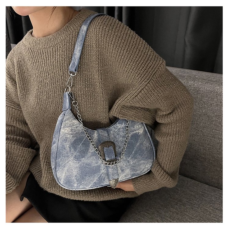 Niche design high-end armpit bag women's new fashion texture retro frosted chain shoulder bag trendy
