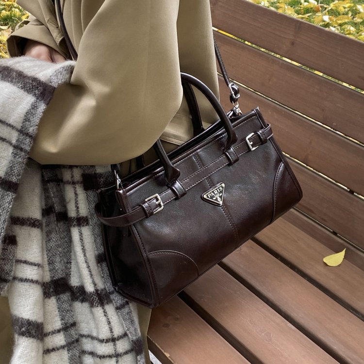 P family bag women's new high-end commuter tote bag retro genuine leather handbag oil wax leather women's bag