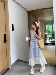 Small fresh fake two-piece spliced ​​plaid suspender skirt for women, chic design, loose crotch-covering dress for summer