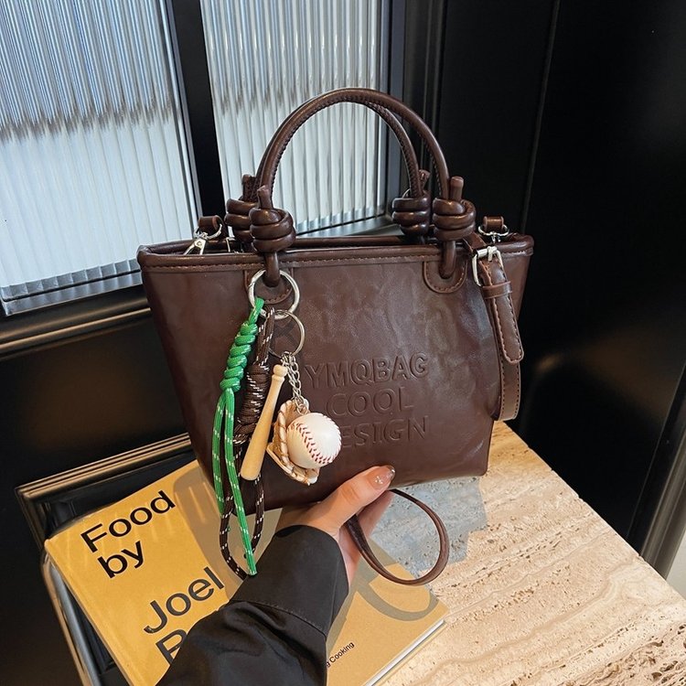 Retro niche portable vegetable basket bag for women autumn 2024 new trendy Korean small tote bag versatile crossbody bag