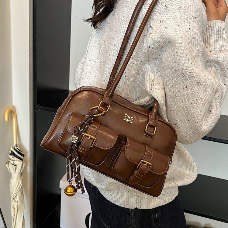 Retro niche single shoulder armpit bag for women autumn and winter 2024 new trendy Korean portable large capacity bowling bag