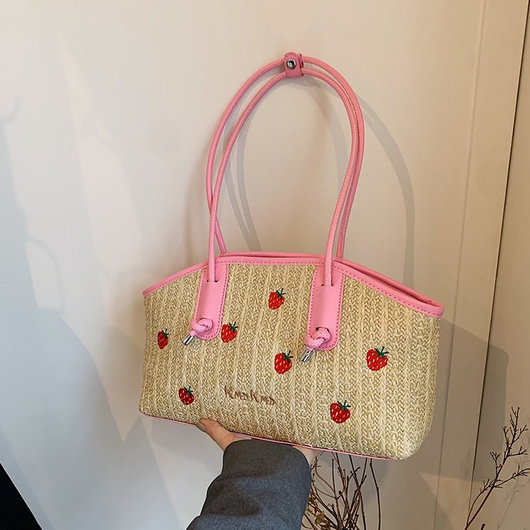 Sanfu's same style tote bag, spring pastoral holiday style strawberry embroidered handbag, sweet commuting shoulder bag for women