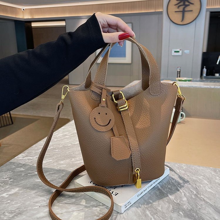 Popular design vegetable basket women's bag women's bucket bag high-end exquisite versatile handbag 2024 new style