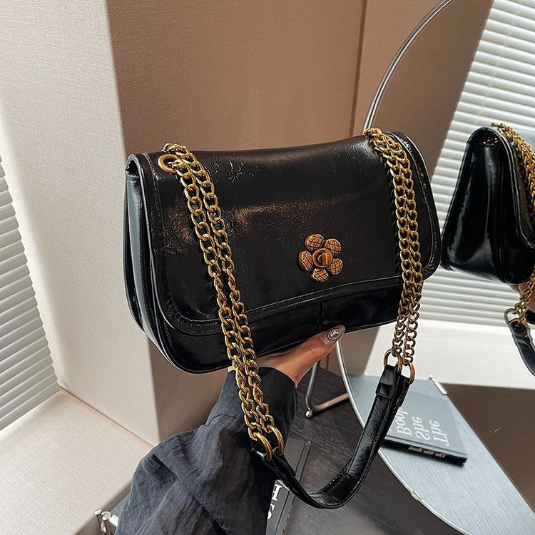 Camellia women's bag niche chain tote bag shoulder armpit bag women's work and commuting large capacity bag crossbody large bag