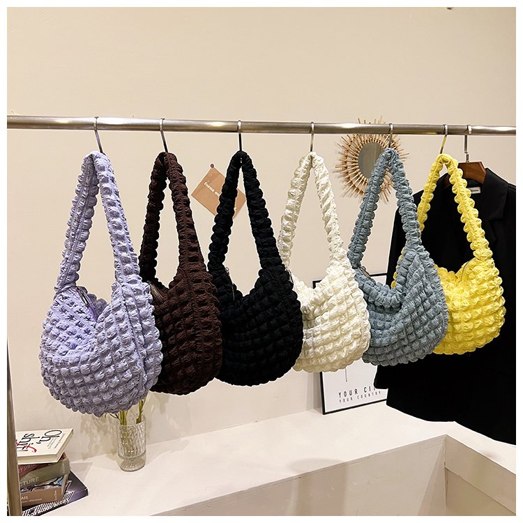 Yunduo Bag 2024 New Pleated Dumpling Bag Puff Down Bag Versatile Lightweight Hand-held Single Shoulder Underarm Women's Bag