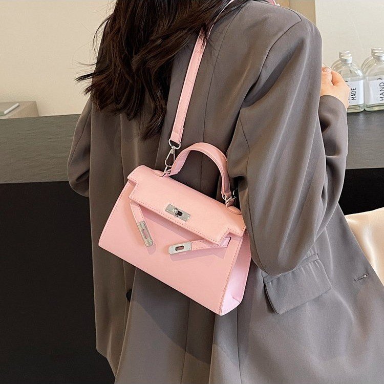 Niche design bag for women 2024 summer new trendy internet celebrity fashion versatile commuting shoulder crossbody handbag for women