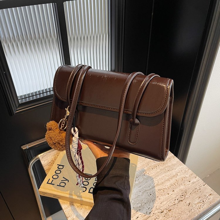 High-end texture niche style bag for women, new fashionable shoulder crossbody bag, versatile ins armpit bag