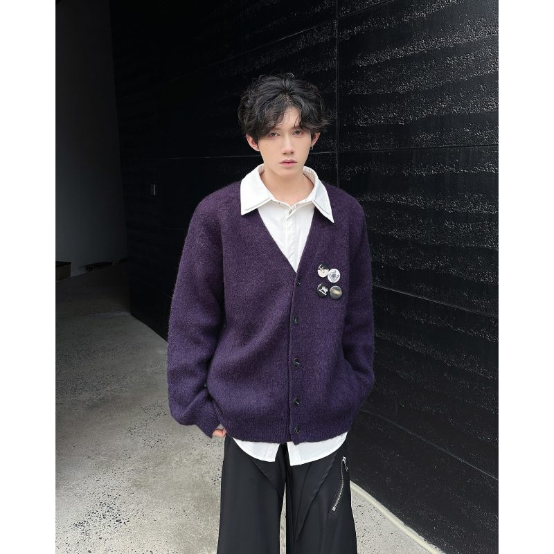 Purple versatile V-neck knitted cardigan for men and women autumn and winter new brooch loose lazy style sweater jacket