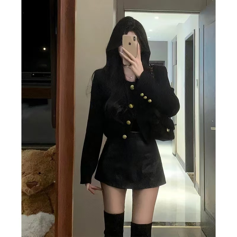 2024 new autumn style high-end short versatile small fragrant jacket temperament high waist slimming hip skirt