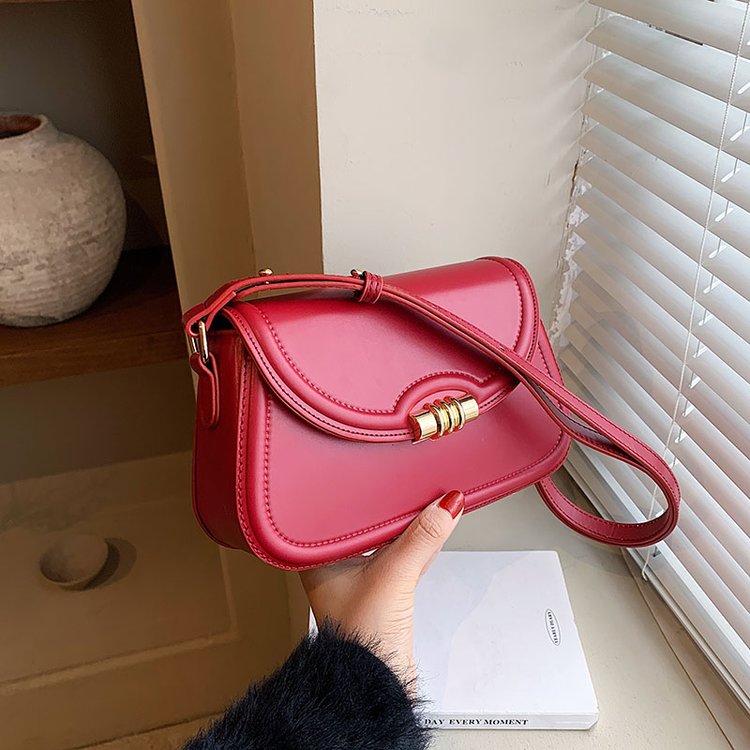 New Year's Red Bag Women's Bag New Fashion Retro Textured Underarm Bag Versatile Shoulder Crossbody Small Square Bag