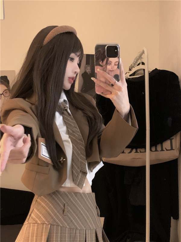 Autumn New College Style Short Suit Jacket Tie Shirt Plaid Pleated Skirt Four-piece Suit for Women