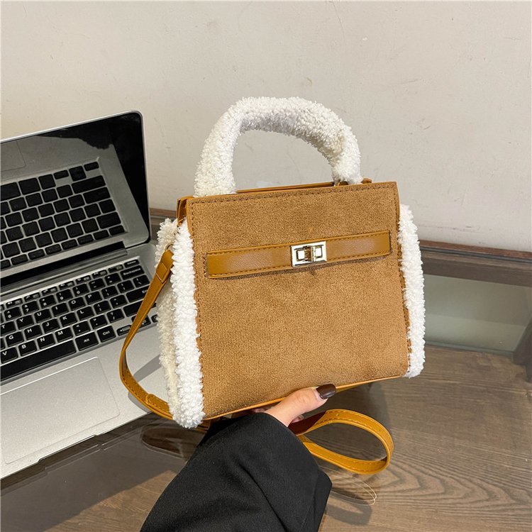 Autumn and winter lamb wool cross-body bag for women 2024 new retro frosted large capacity tote bag versatile plush handbag