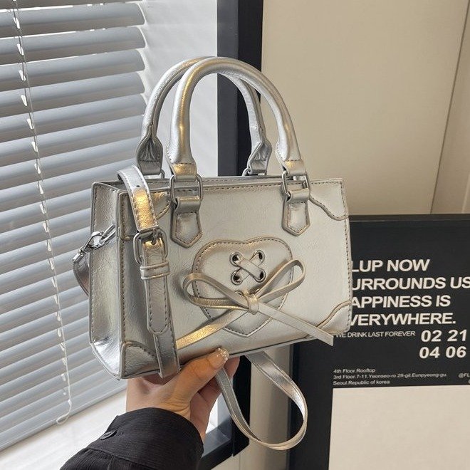Bags Women's 2024 New Crossbody Bag Summer Versatile Shoulder Handheld Small Square Bag Bow Tie Work Small Bag