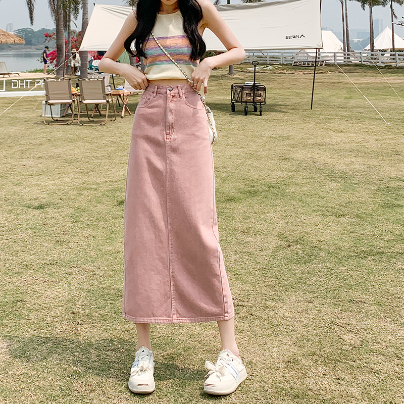 Real shot of high-waisted back slit denim skirt for women spring 2023 new hot girl slimming long skirt covering hips a-line skirt